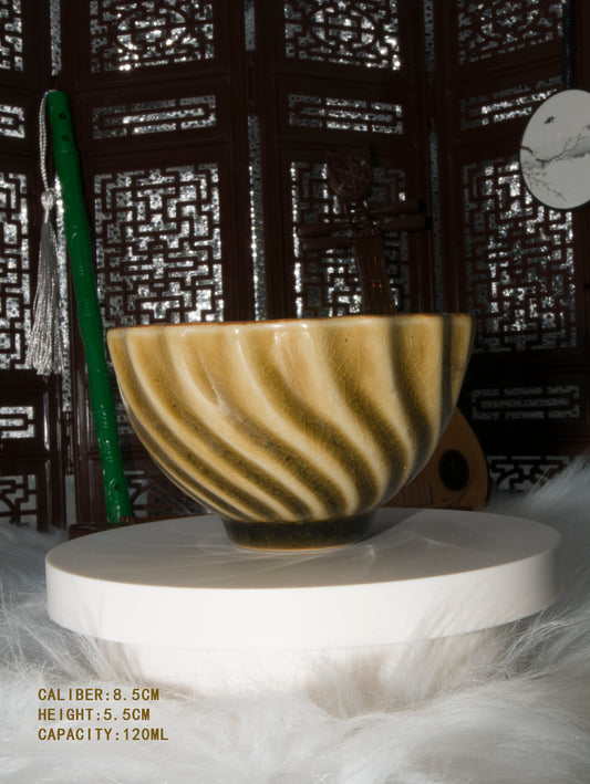 02012 RUCI PORCELAIN Flower ribbed Cup