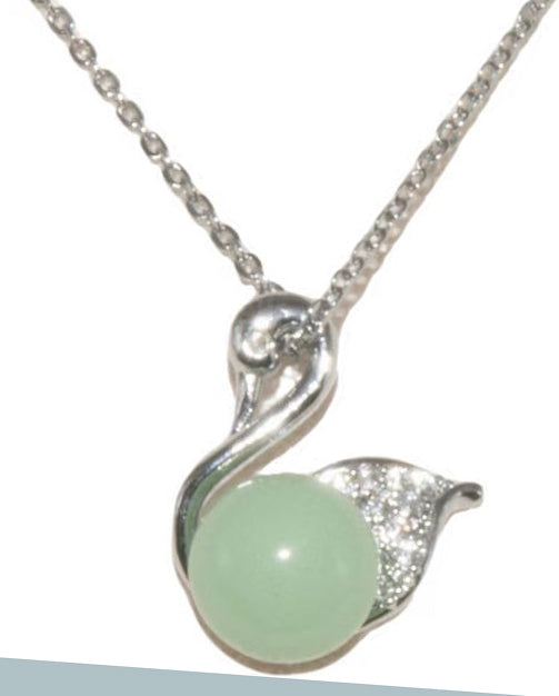 05001 RUCI Porcelain Swan Necklace